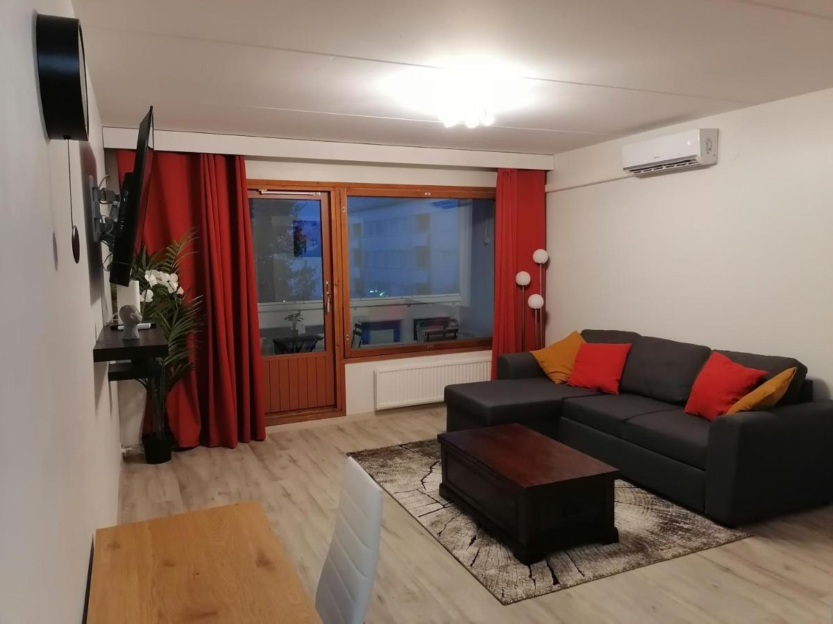 Keskustan Kaksio Parvekkeella, Ilmastoitu. Apartment ซาวอนลินนา ภายนอก รูปภาพ